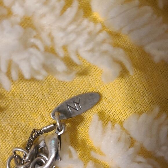 3 Strand Multi-Colored Necklace. - Picture 3 of 6